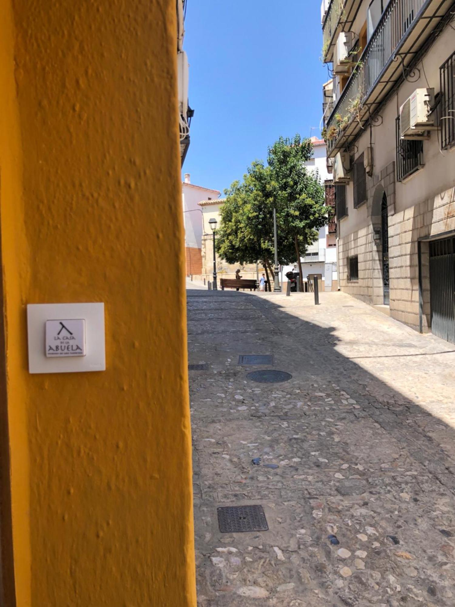La Casa De La Abuela Appartement Jaén Buitenkant foto